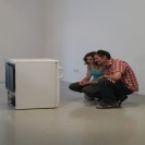 Daniel Bräg | Kleiner Kühlschrank | 2009 | Kühlschrank, Äpfel | 26 x 44 x 48 cm